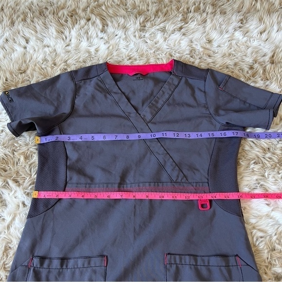 CARHARTT Crossflex Women's Mock Wrap Empire Waist ScrubTop - Picture 13 of 13